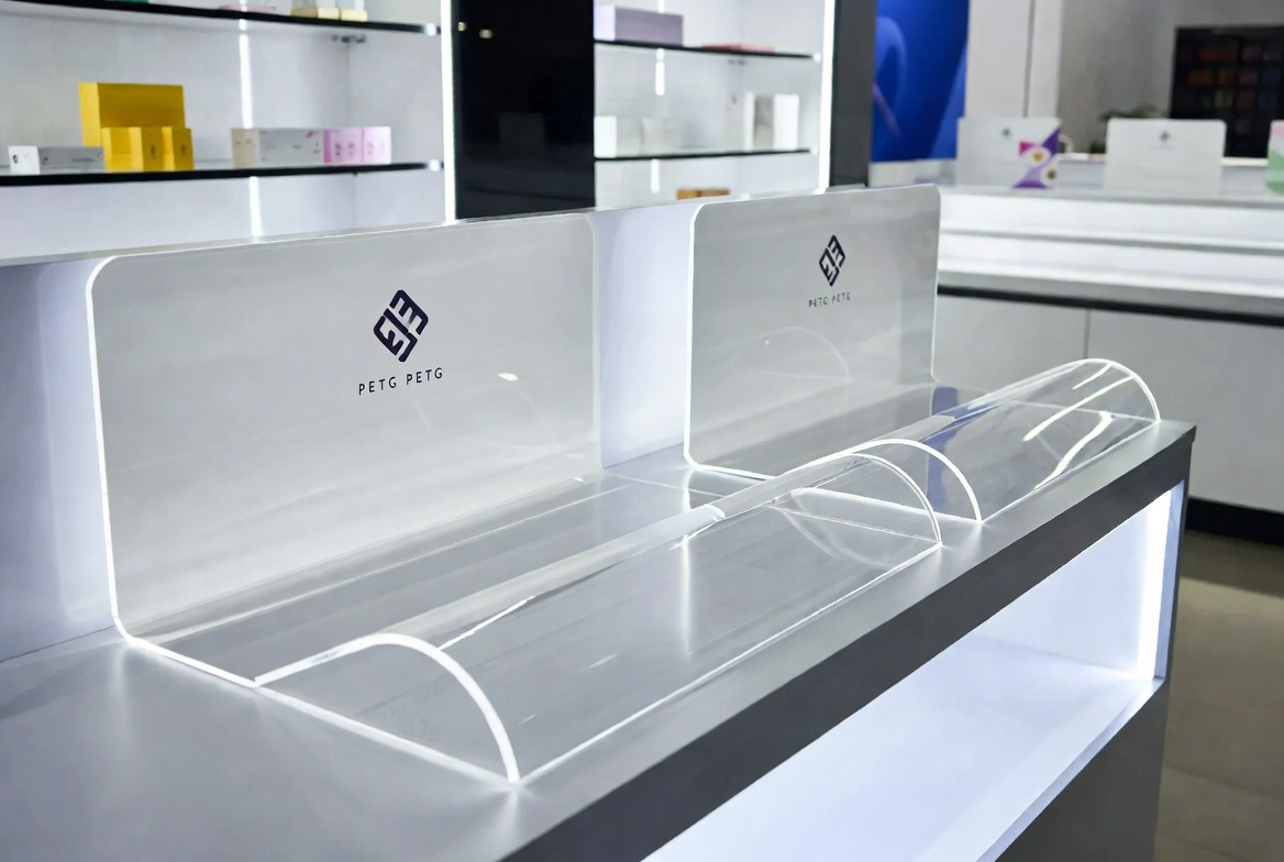 PETG Retail Display Showcase